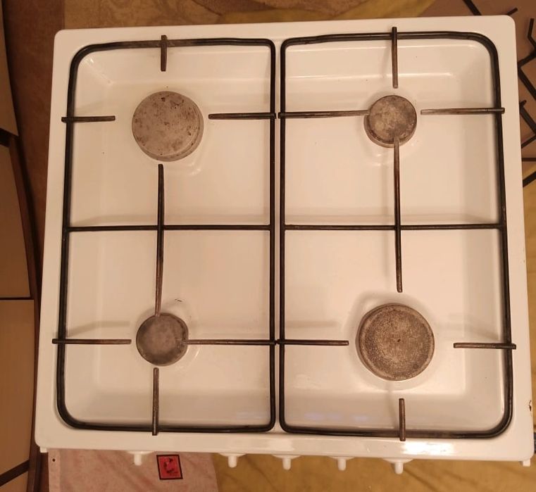 Продам газ плиту