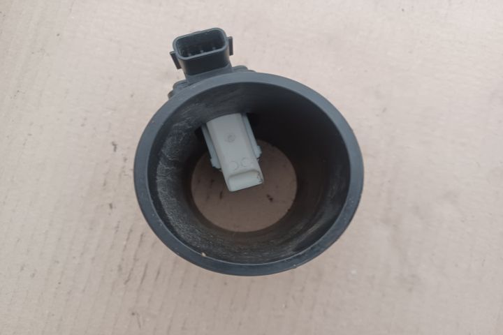 Debitmetru aer 5WK97021 8200682558 H8200702517 1.6 Renault Fluence 1