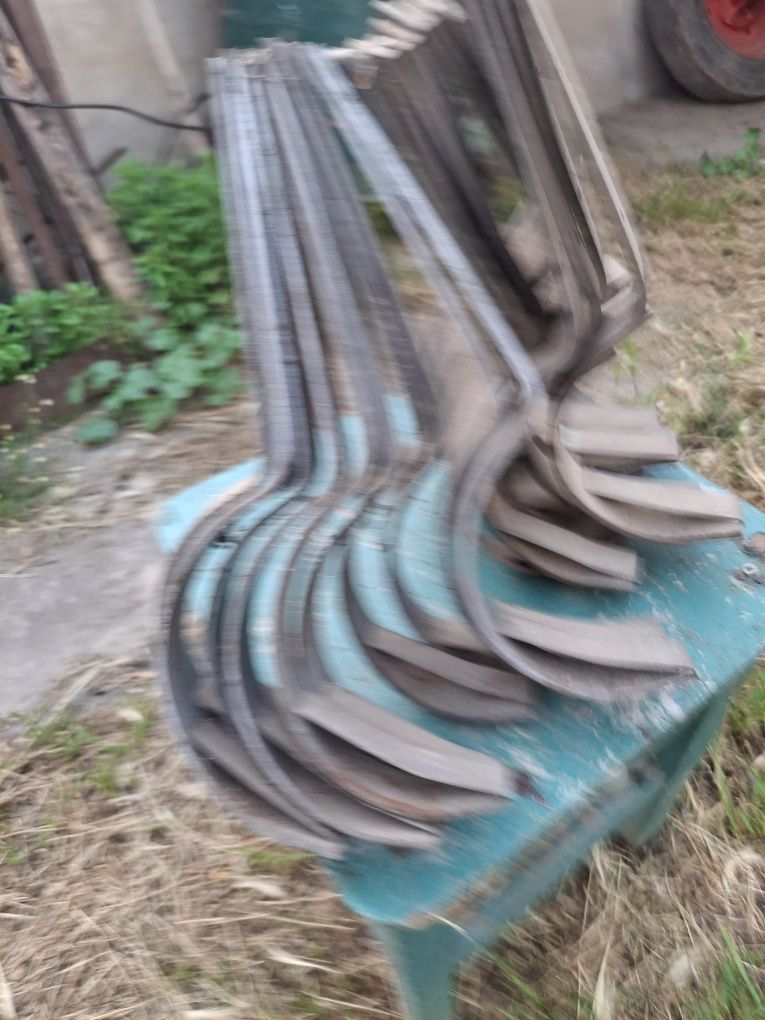 Cârlige pentru jgheaburi din platbanda de 4.5mm gr preiau comenzi!
