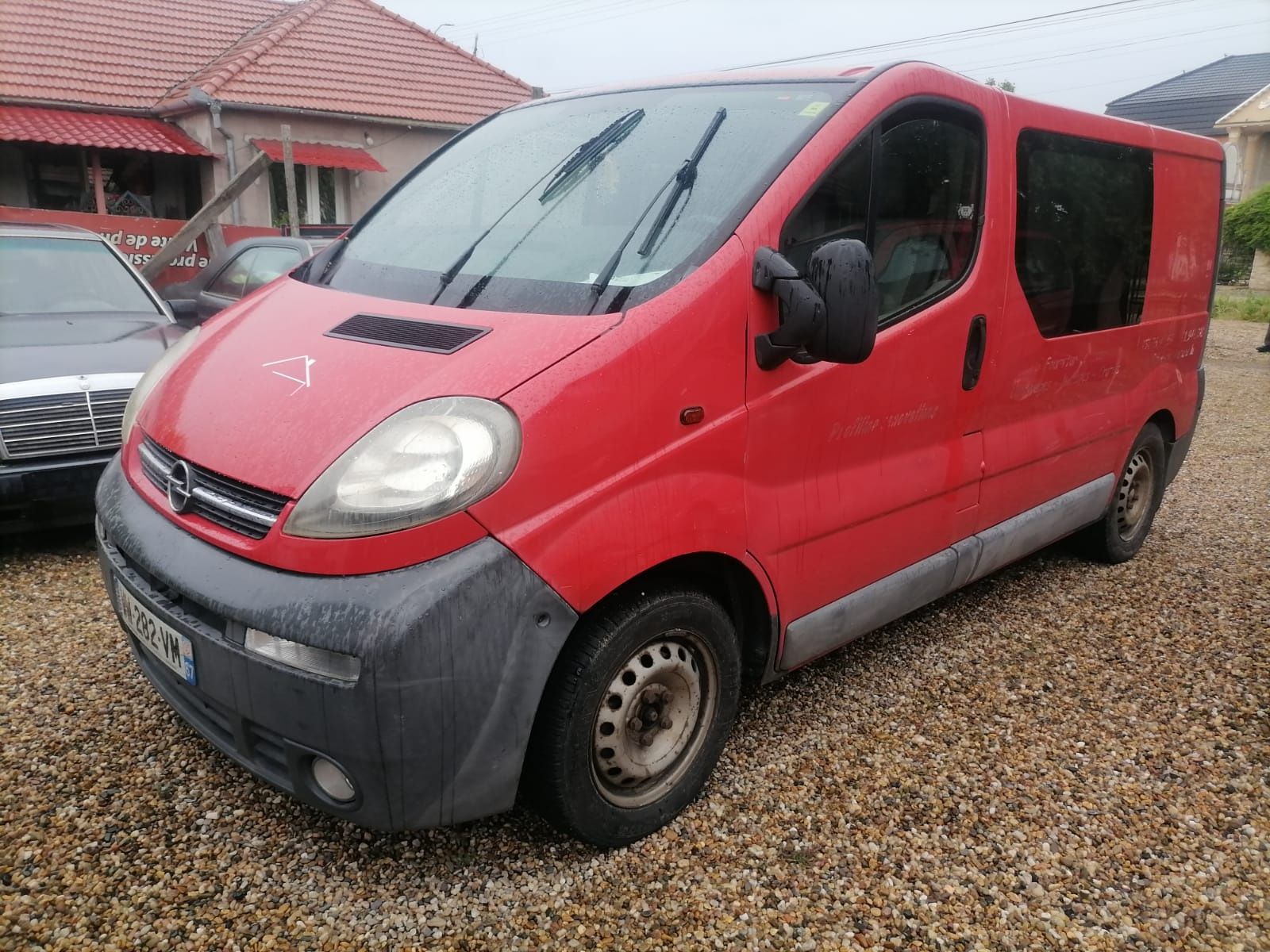 Pachet 2 Opel Vivaro - Nissan Primastar 4190eur ambele!