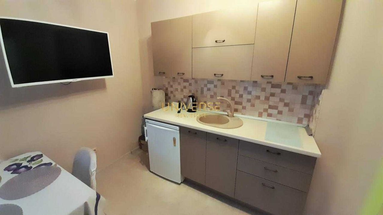 Продава се Двустаен апартамент в к.к. Слънчев бряг - 55 кв.м за 1191 €/кв.м - Снимка #2