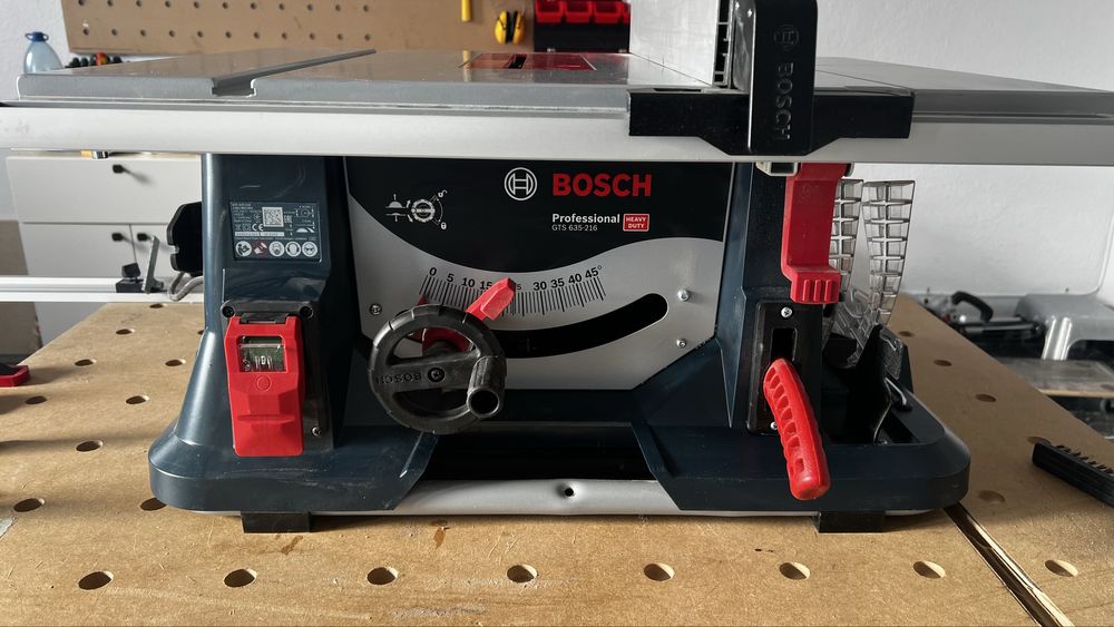 Bosch ferastrau circular