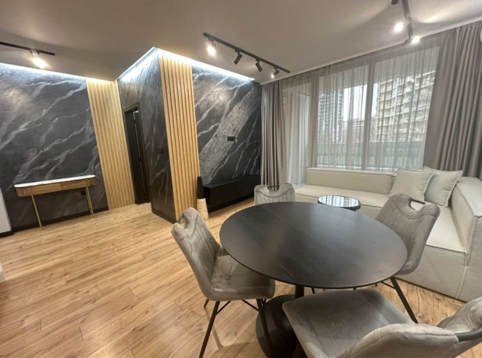 Продава се Двустаен апартамент в София, Манастирски ливади - 65 кв.м за 1693 €/кв.м - Снимка #1