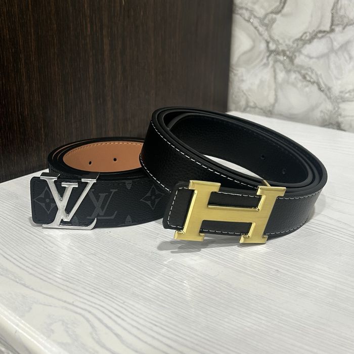 Продам ремни новые
