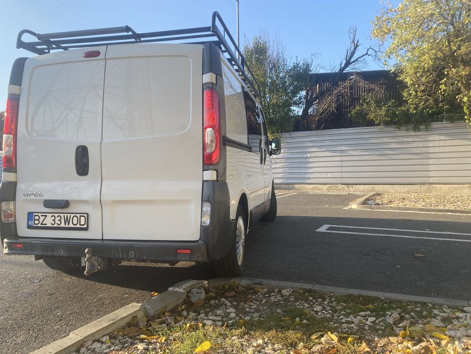 Opel vivaro 2.0 diesel