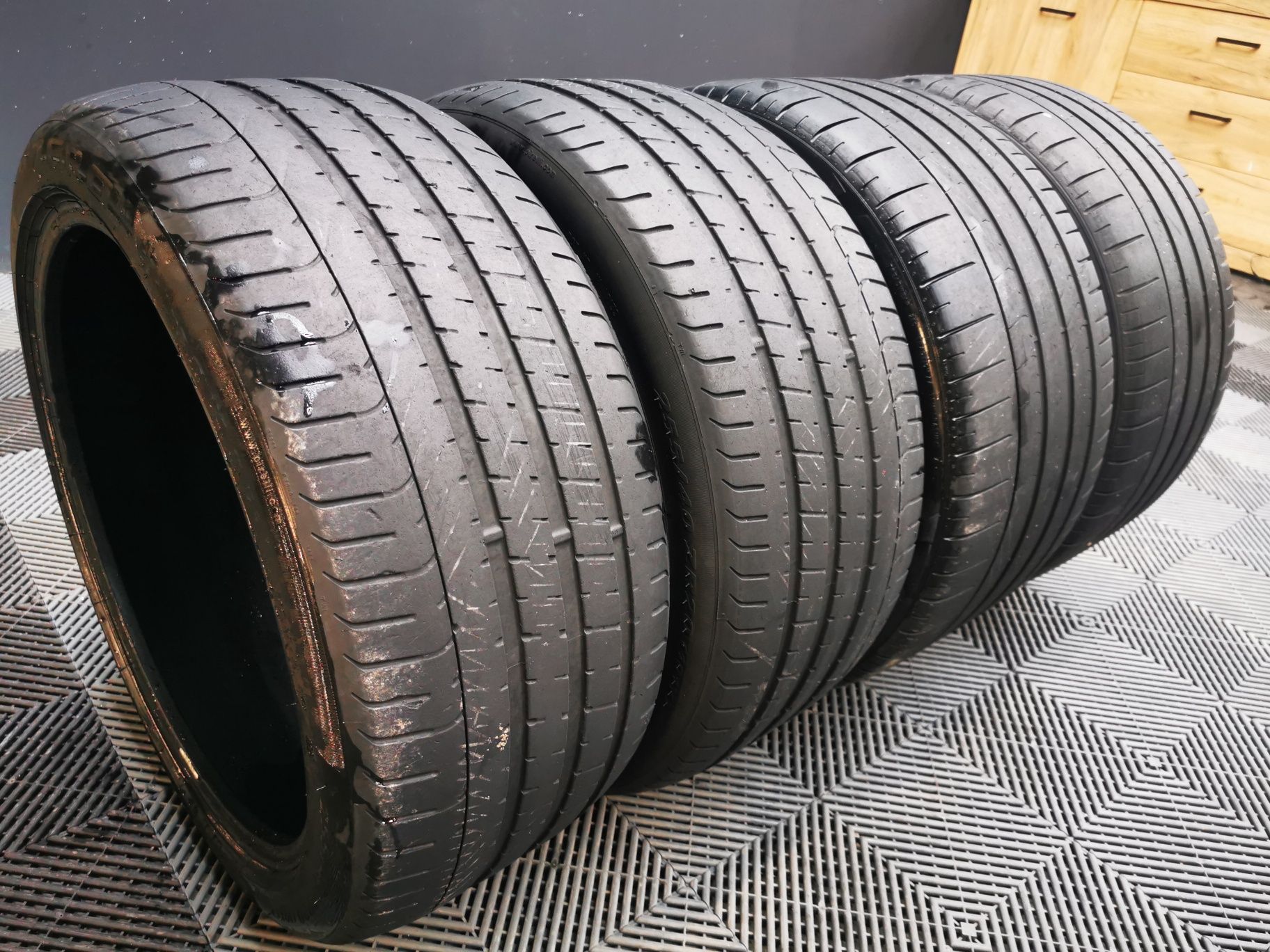 295 35 20 и 255 40 20 Pirelli PZERO летни гуми спорт пакет порше