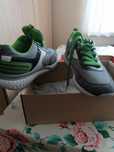 Vand Adidas Bit noi in cutie