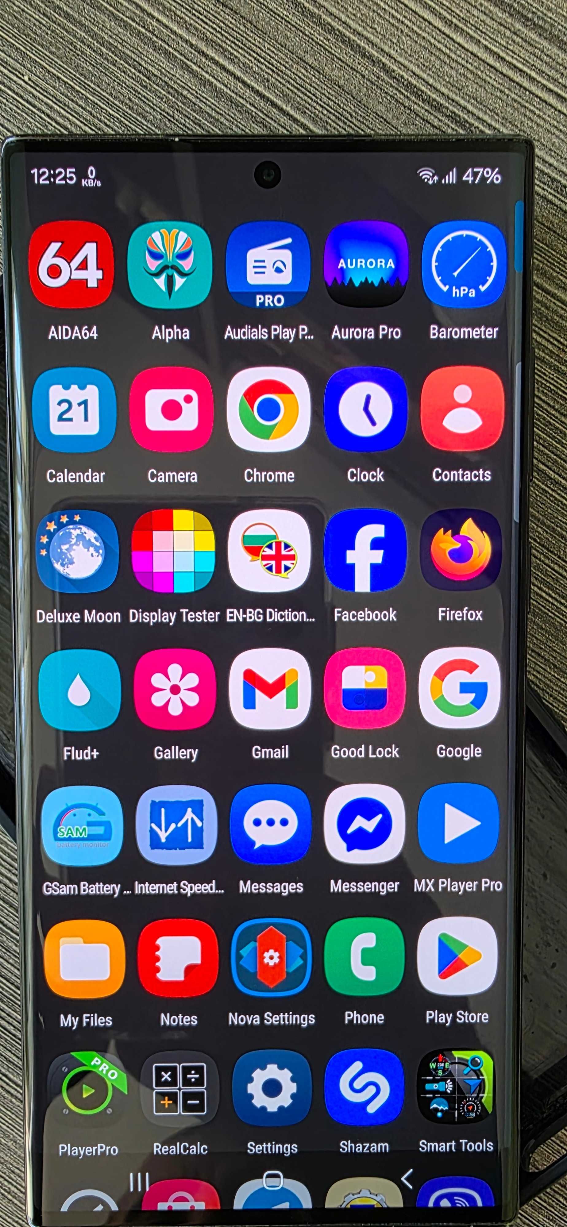 Продавам Samsung Galaxy S22 Ultra Root-нат.