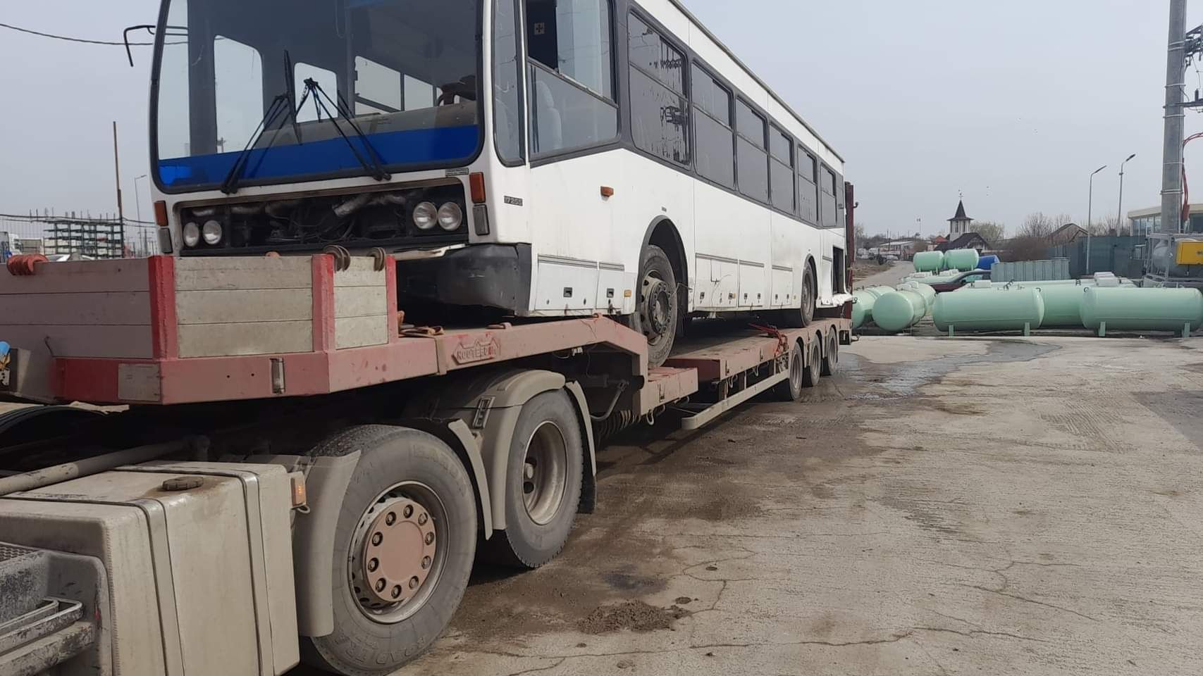 Transport utilaje agricole si construcții - trailer agabaritic