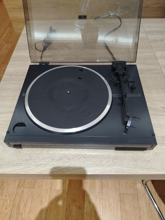 Грамофон KENWOOD KD 48F пълен автоматик.