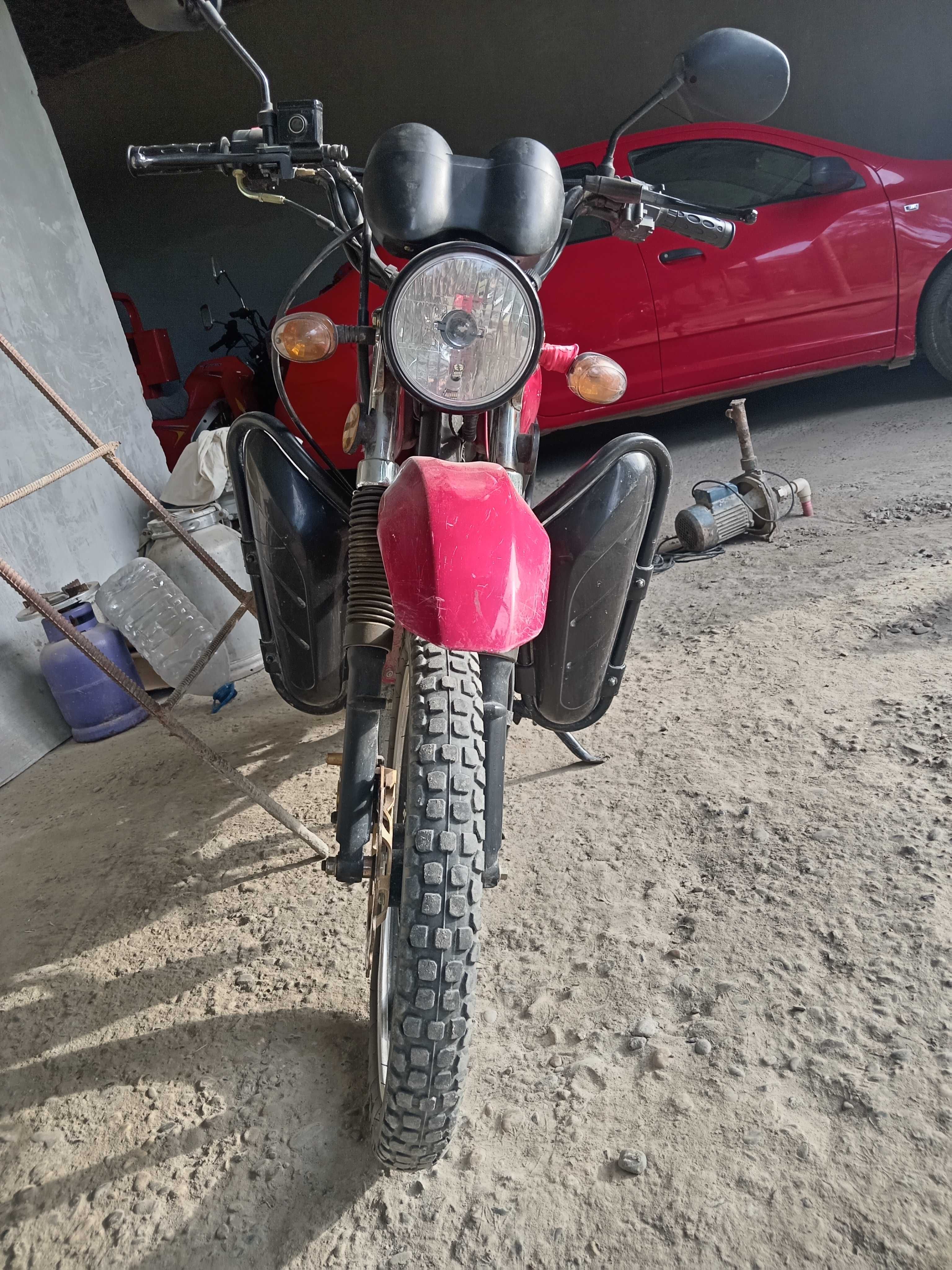 Mototsikl sotiladi.pul zarur