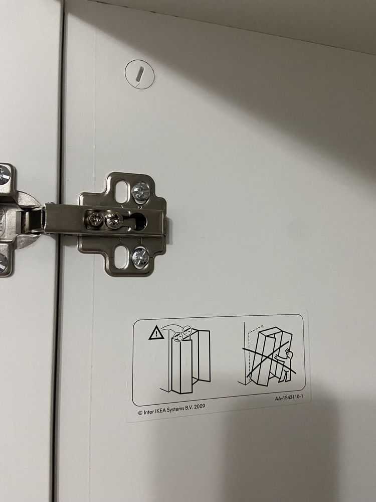 Шкаф Ikea Бримнес