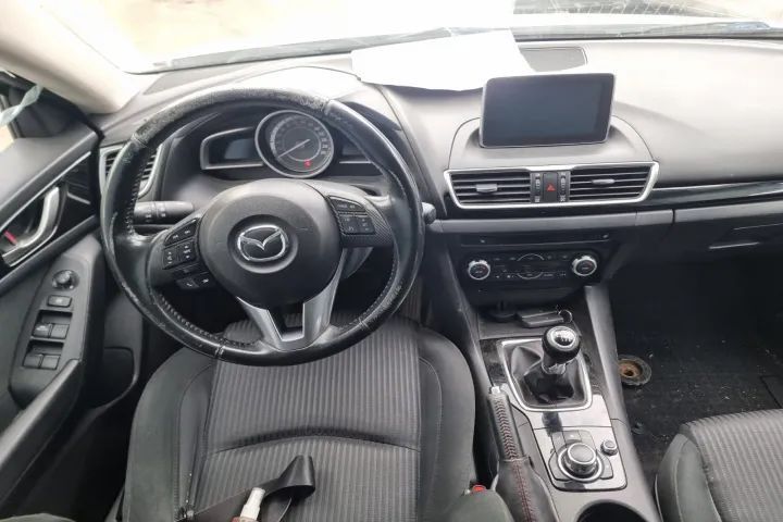 navigatie usa portiera stanga fata spate motoras macara geam broasca ansamblul de stergatoare Mazda 3 BM 2015 motor 2.2d  SH dezmembrez