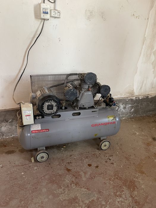 Kanfresor 3pazli 100litr yaxshi holatda kop ishlatilmagan