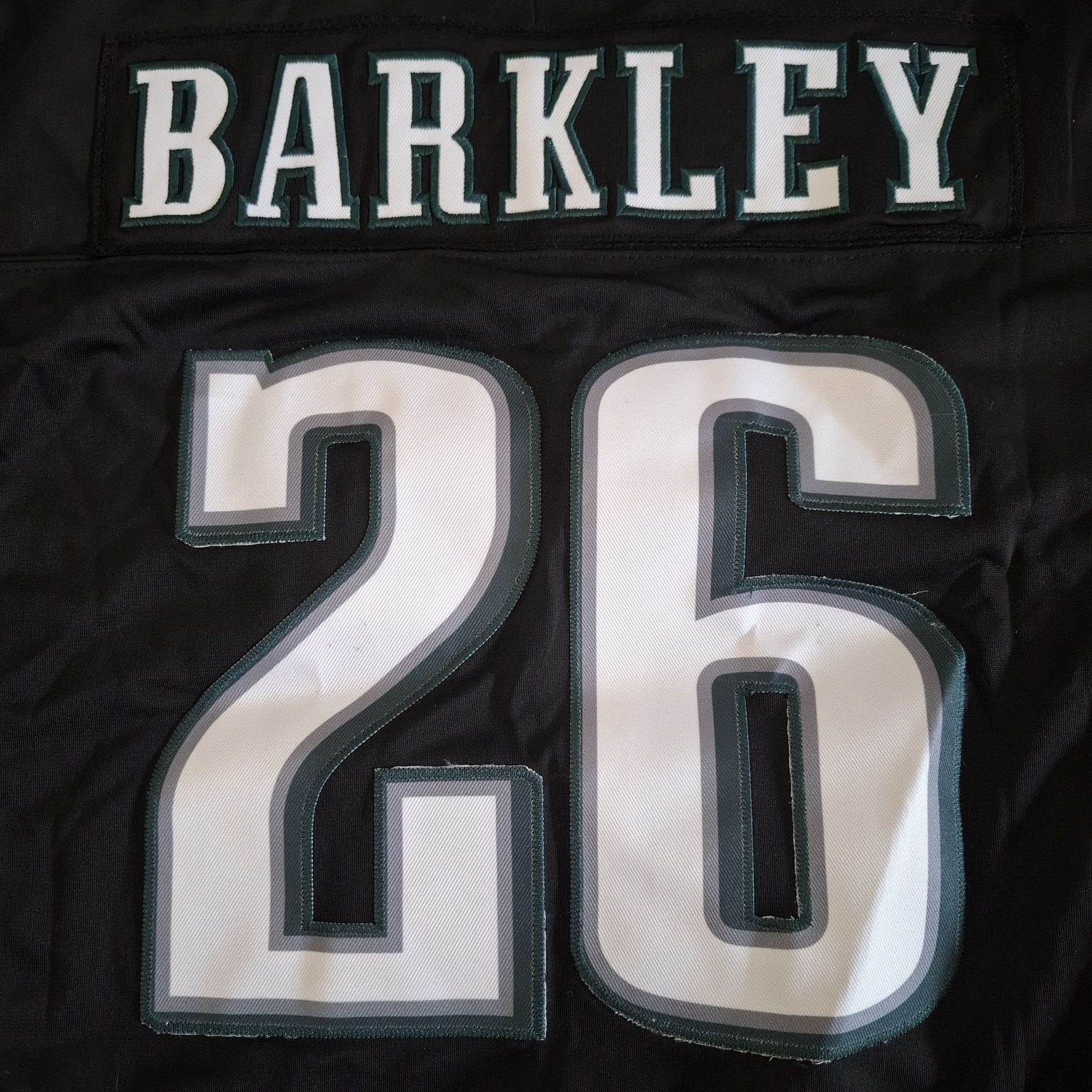 NIKE NFL фланелка на Philadelphia Eagles НОВА
