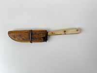 Стар нож с кокалена дръжка и кания. №2211
