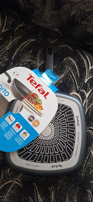 Грил тиган Tefal - 26 см. термо спот
Грил тиган Tefal
Грил тиган Tefa