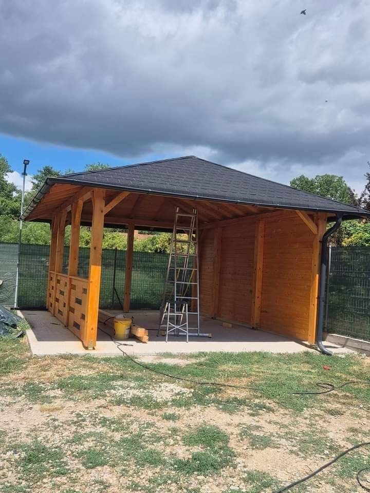 Foișoare terase magazii pergole căsuțe mobilier de gradina etc
