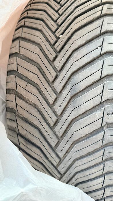 Vând Cauciucuri michelin crossclimate 2