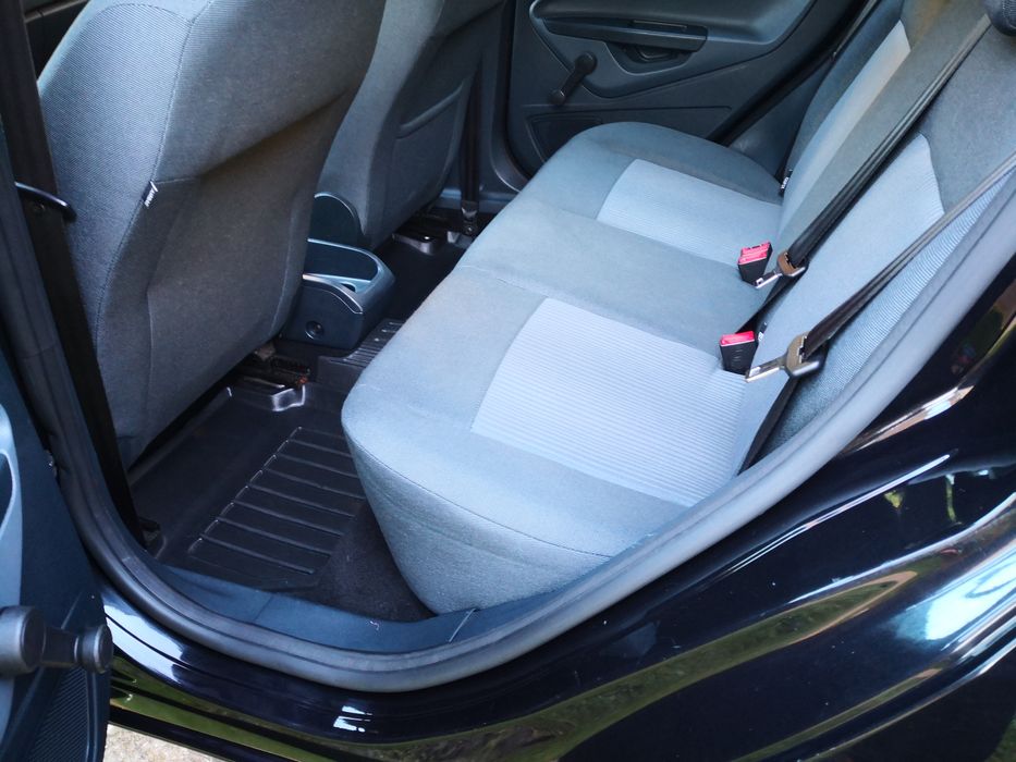 Ford Fiesta 1.3 80 Cp Euro 5  2013