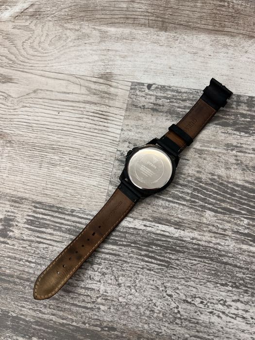 НОВ! Оригинален часовник Guess