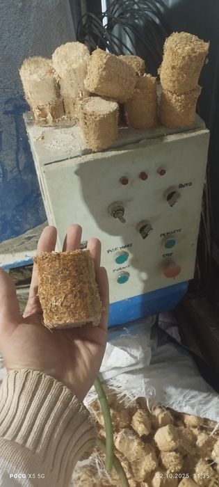 Presa Brichete 3000€