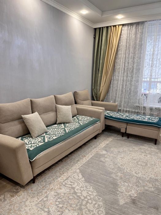 Продам диван.