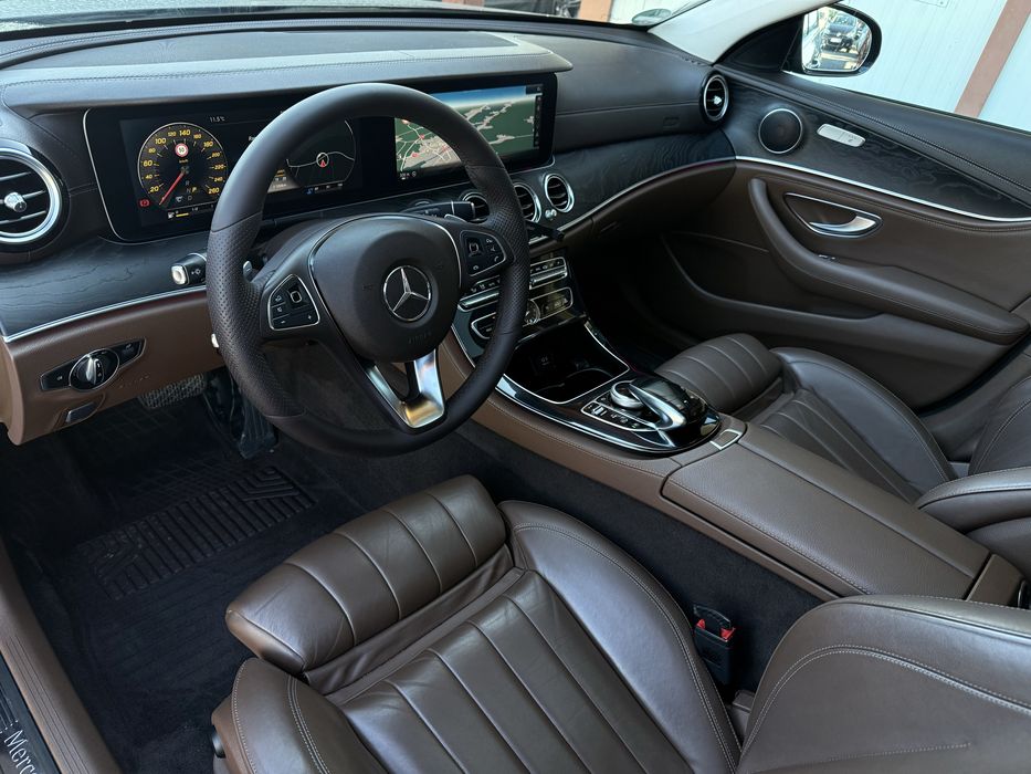 Mercedes-Benz E-Class E220d, 194cp, 9g Tronic, Camere 360,Bord digital