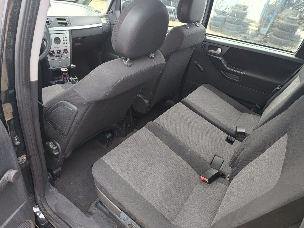 Piese haion punte scaune jante turbo stopuri Opel meriva egr geam 2004