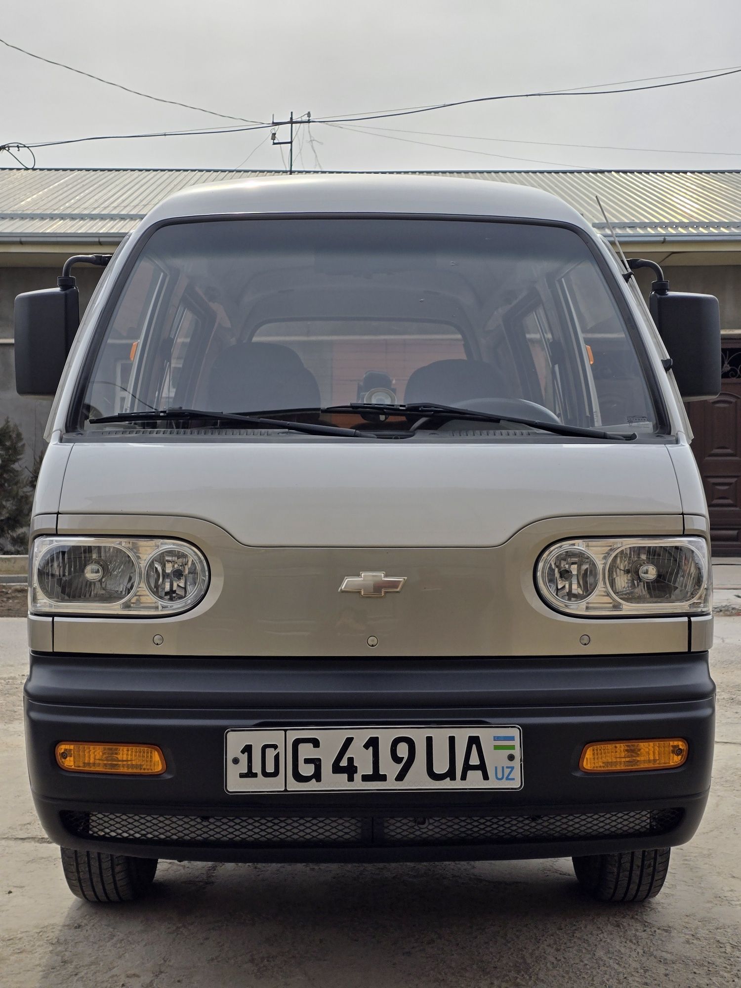 Chevrolet damas 2
