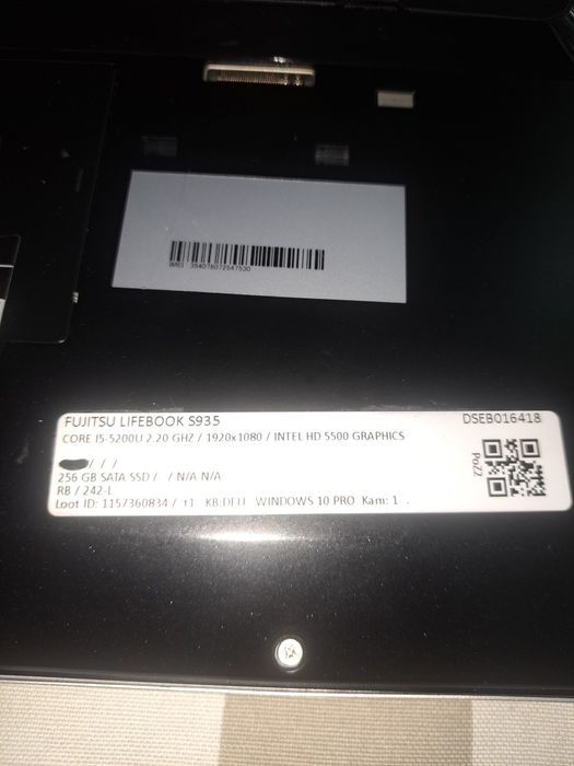 Продавам  лаптоп  Fujitsu .