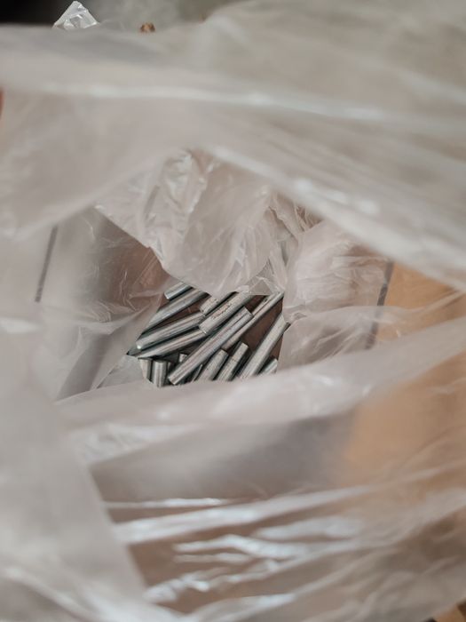 Polite colt IKEA IVAR