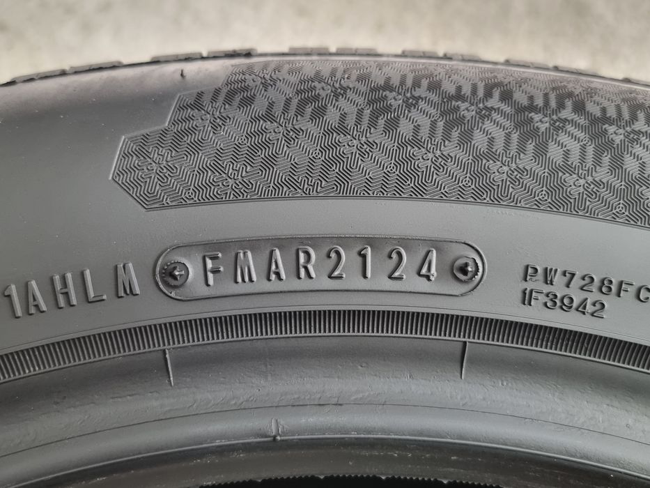 "Dot 23/24" 215/55/17 Falken 4Броя: 380лв 6.5мм