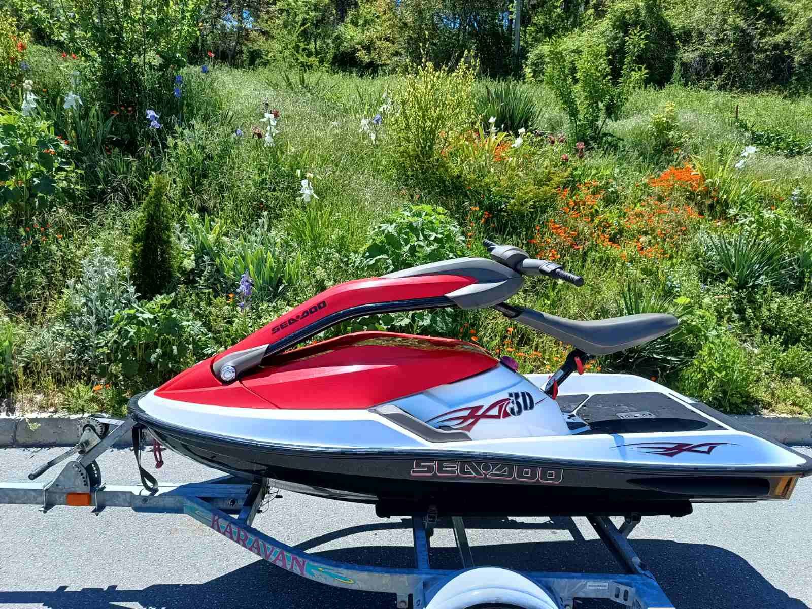 Продавам Джет Bombardier Sea Doo