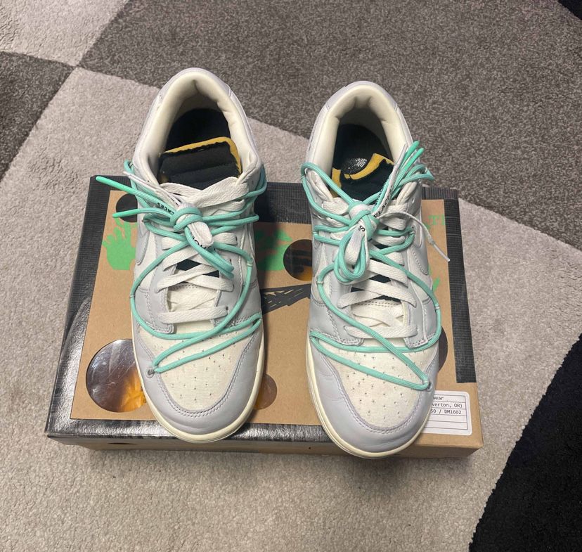 Off white dunk lot 4