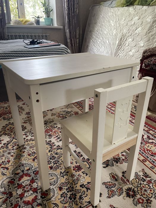 Детский стол IKEA kritter