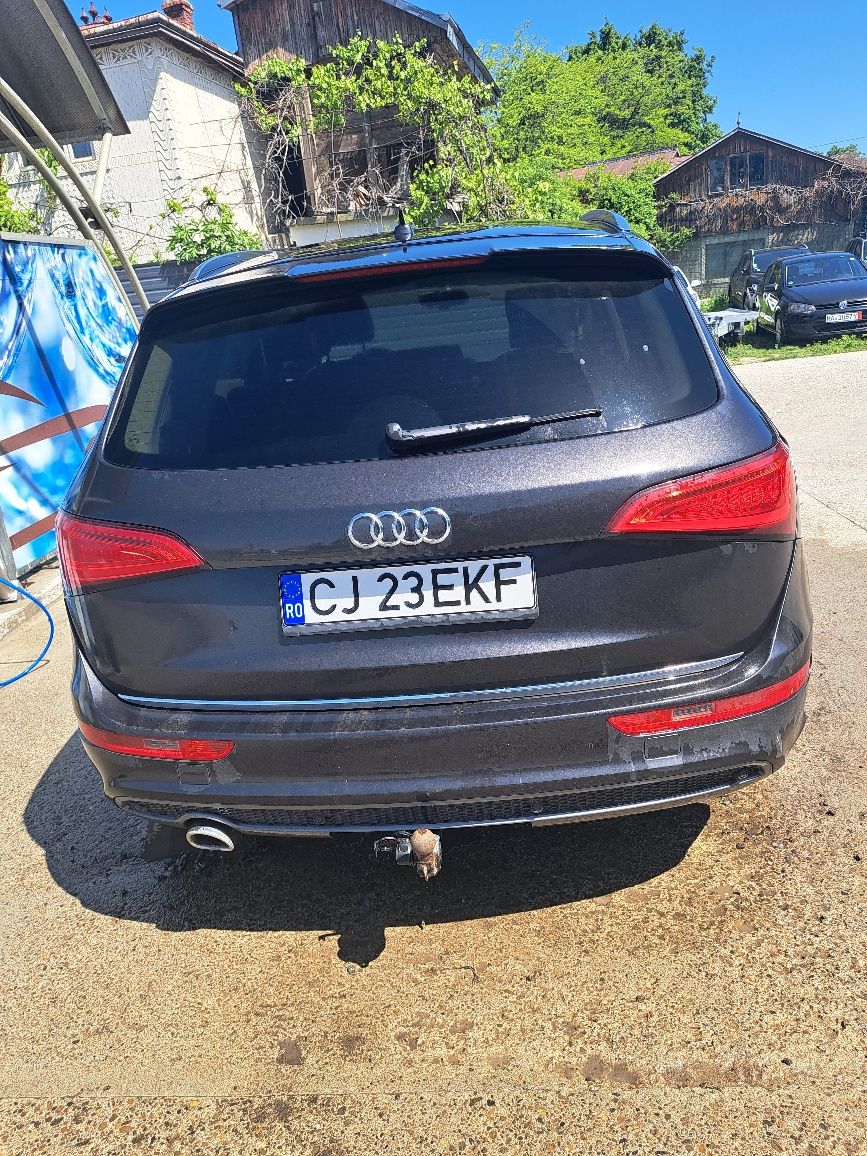 vând Audi q5 quato