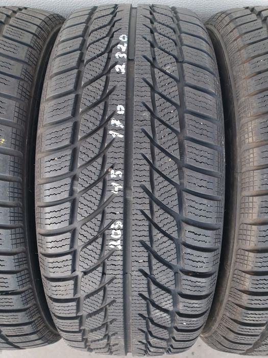 Зимни гуми 4 броя GOODRIDE SW608 205 45 R17 дот 2320