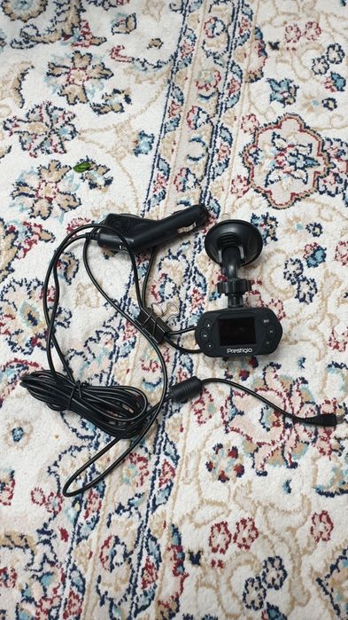 Видеорегистратор, Prestigio Roadrunner 140