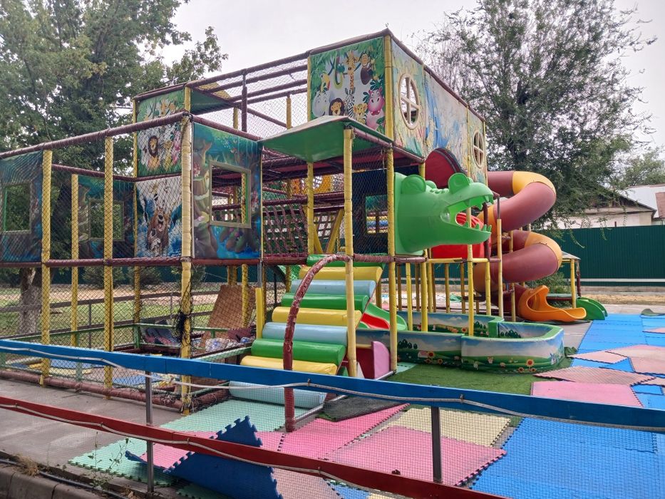 Детский лаберинт