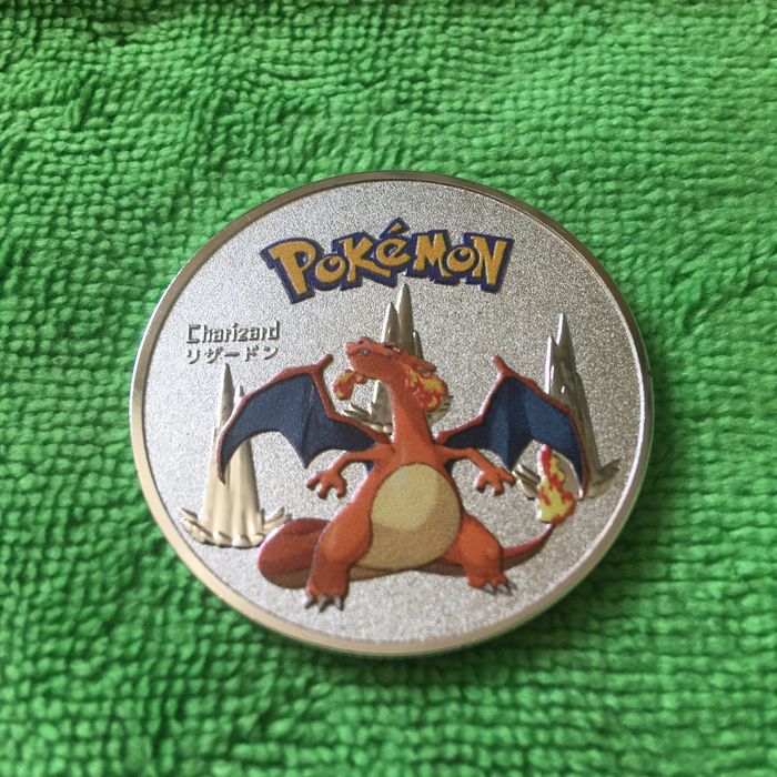 Метални Pokemon и Yu Gi Oh карти