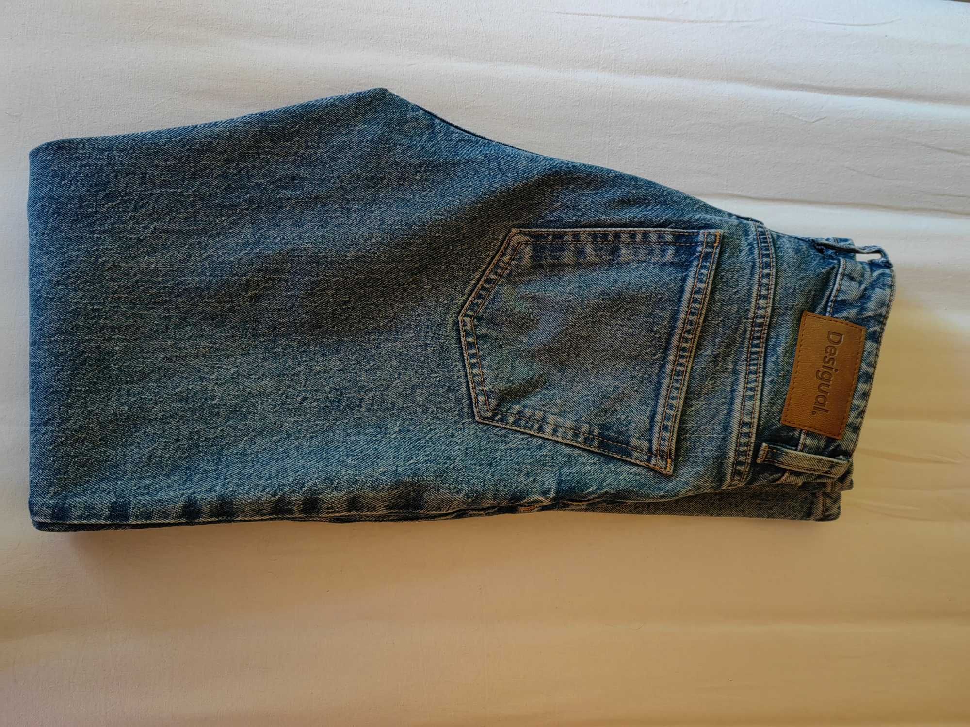 Дамски дънки Desigual.