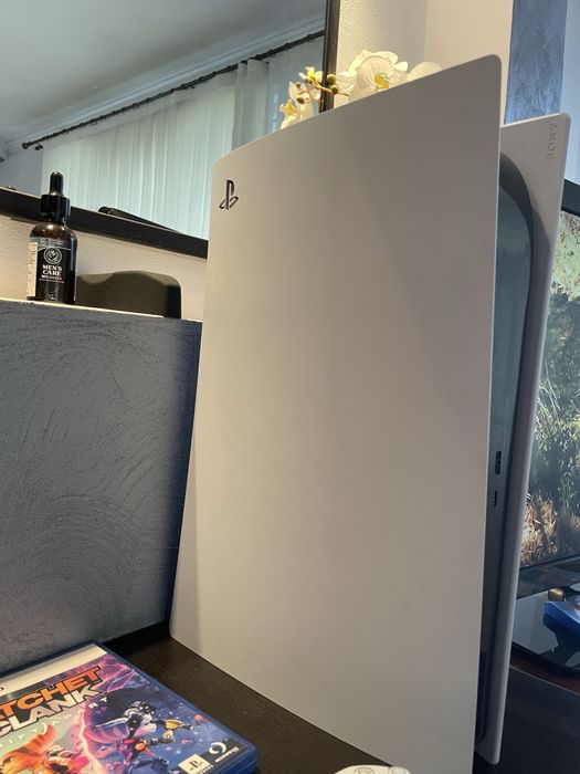 Sony Playstation 5 - standart edition