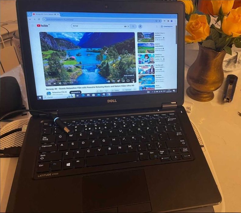 Dell E7250, Intel i5-5300 2.30GHz, 8GB ram , SSD ideal diagnoza auto