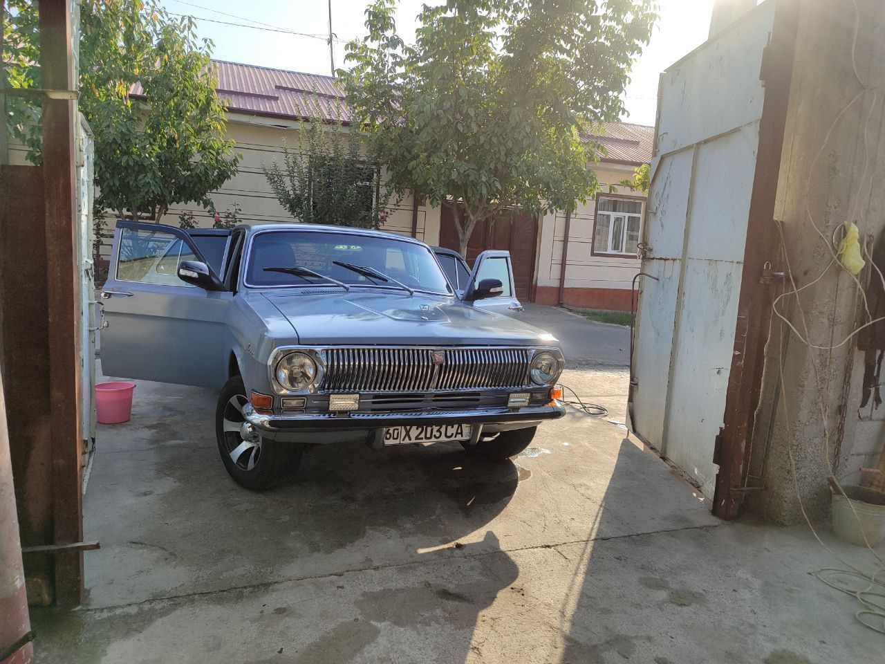Volga 2401 sotiladi