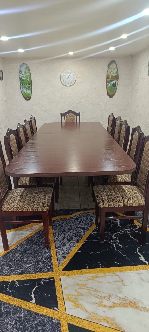 Продам стол со стульями