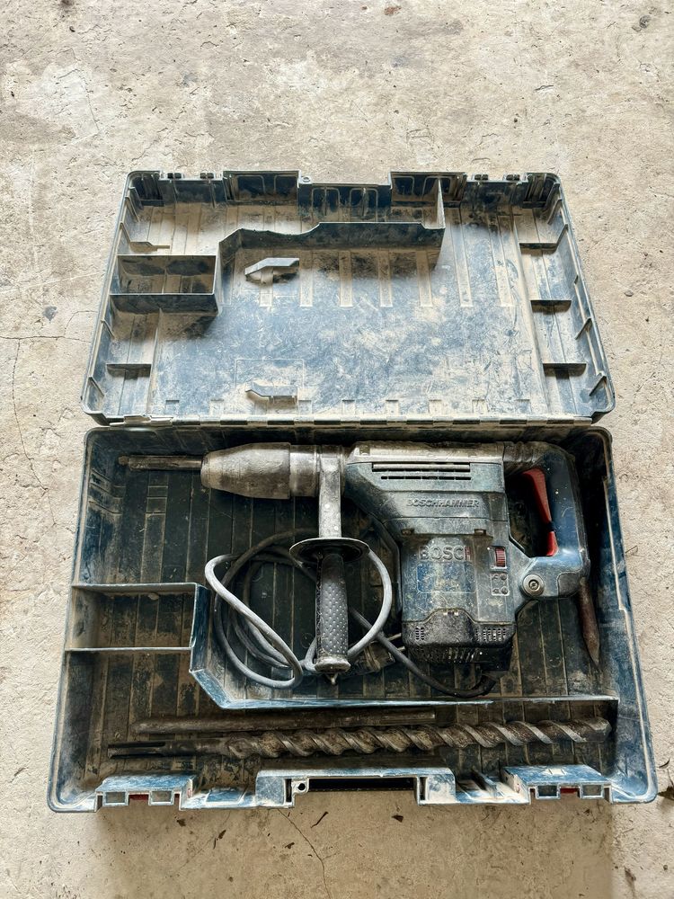 Scule Makita Bosch Dewalt mai compactor popi metalici panouri doka