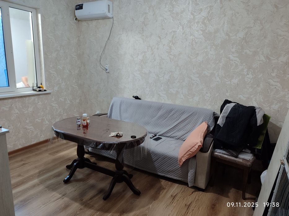 Продаётся 2 ком. Кв. 1 этаж.