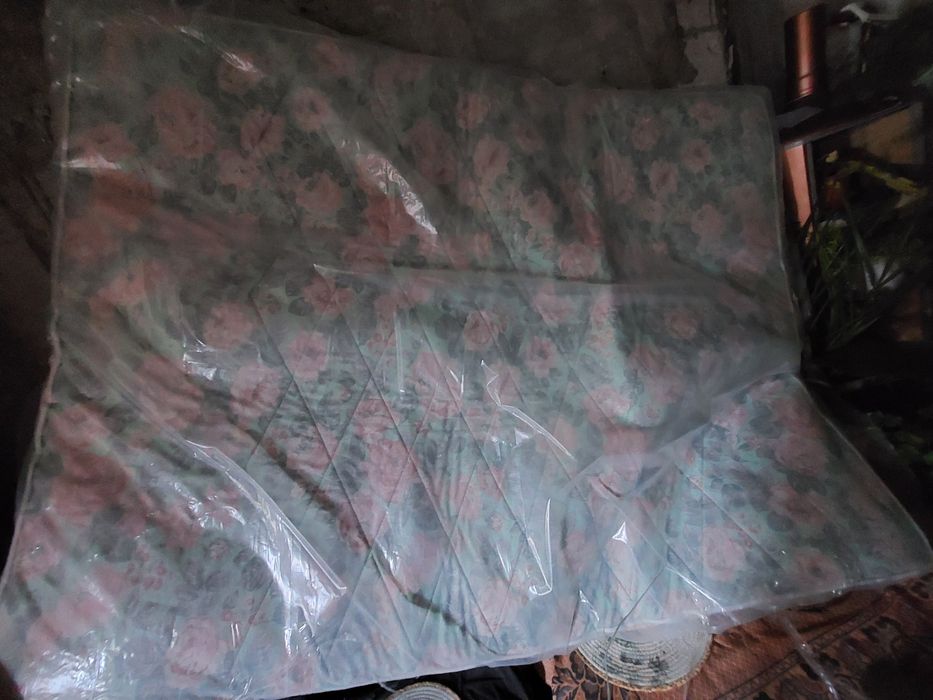 Saltea de vinzare in stare buna 160×200