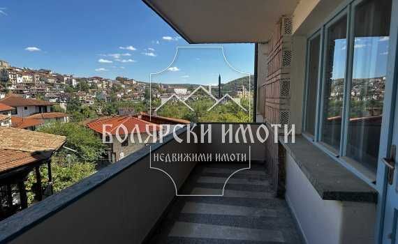 Продава се Четиристаен апартамент в Велико Търново, Център - 135 кв.м за 1415 €/кв.м - Снимка #1